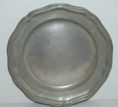 -ASSIETTE LOUIS XV ETAIN Maître TOURNIER à RODEZ datée 1756 dans le tampon XVIII - Photo 1/4