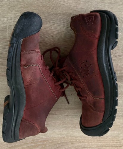 Keen Shoes Womens 8 Presidio Sneakers Burgundy Leather Lace Up Low Top Comfort - Picture 2 of 7