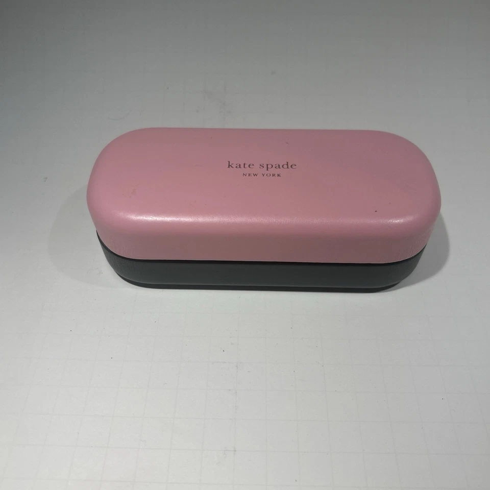 KATE SPADE ROSA Y VERDE ESTUCHE RÍGIDO GAFAS DE SOL BISAGRA CON TOALLITA DE CRISTAL MUJER Foto 2 de 4