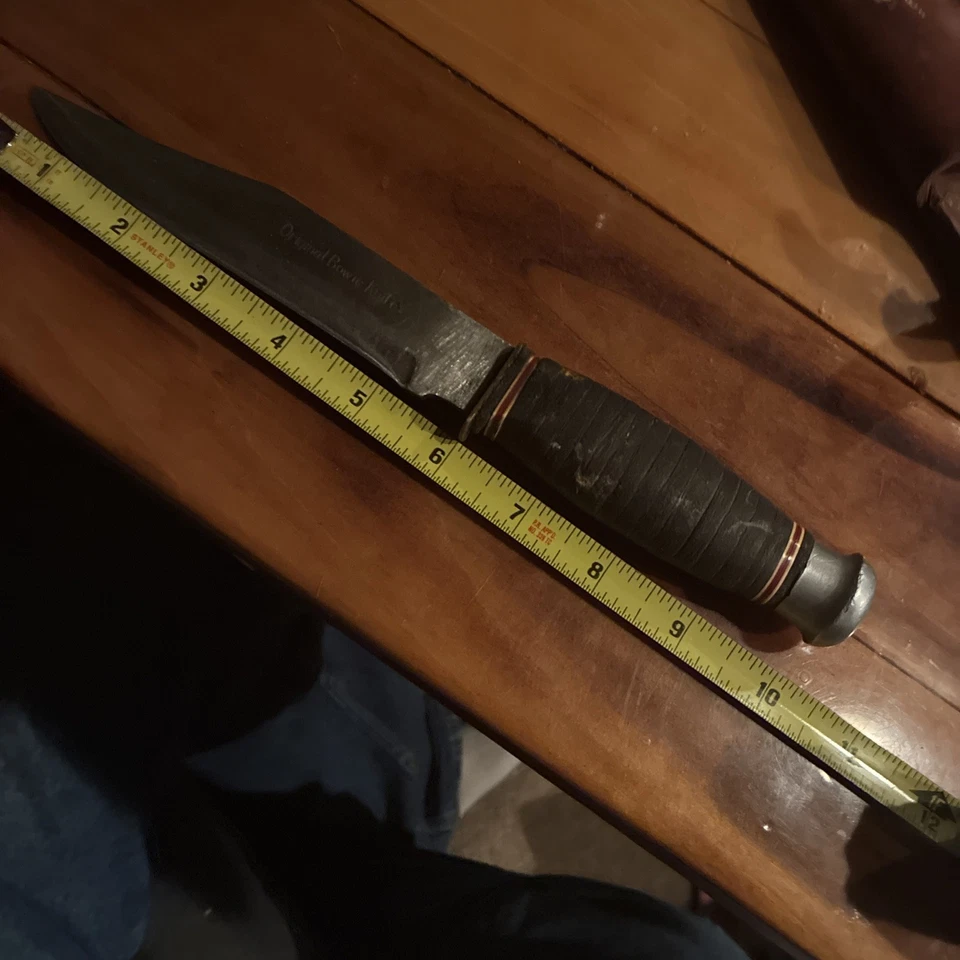 Vintage Original Bowie Knife With Sheath.  Great Shape For It’s Age. - Image 4 of 4