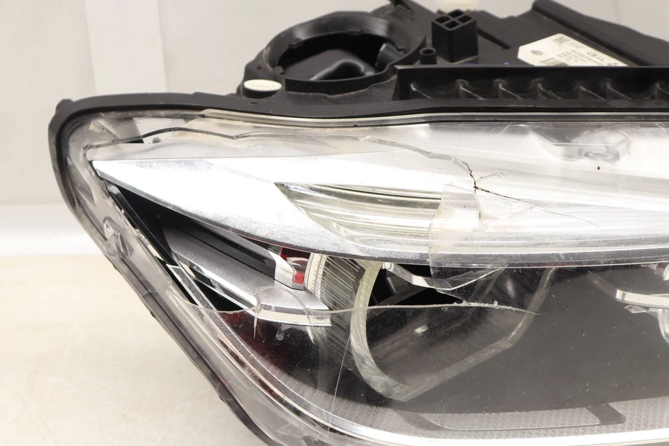 *TAL CUAL* BMW 328I XDRIVE 2016 - Faro derecho LED / Faro 7471310 Foto 2 de 4