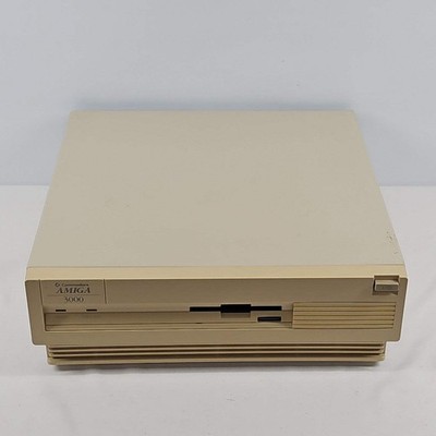 Commodore Amiga 3000 Vintage Personal Computer A3000