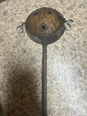 African Percussion Hand Spin Drum, Baton, Zulu, Monkey Rattle, Carved Face EUC