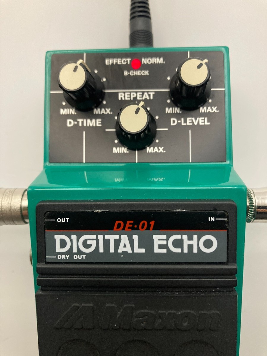 ギター Maxon DE-01 digtal echo Maxon DE-01 Digital Echo Delay Rare Vintage Guitar Effect