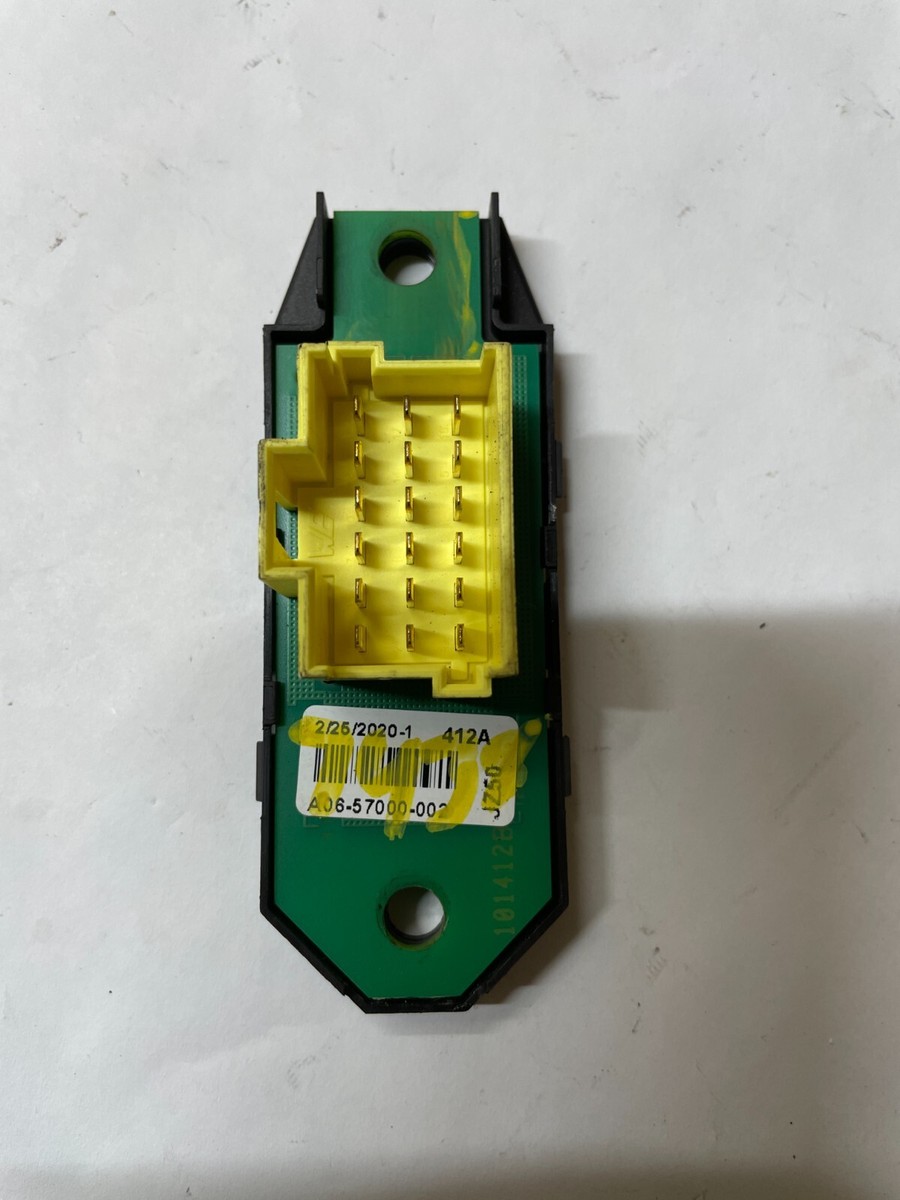 ynsb※ Freightliner Junction Block A06-57000-002 7438 | eBay