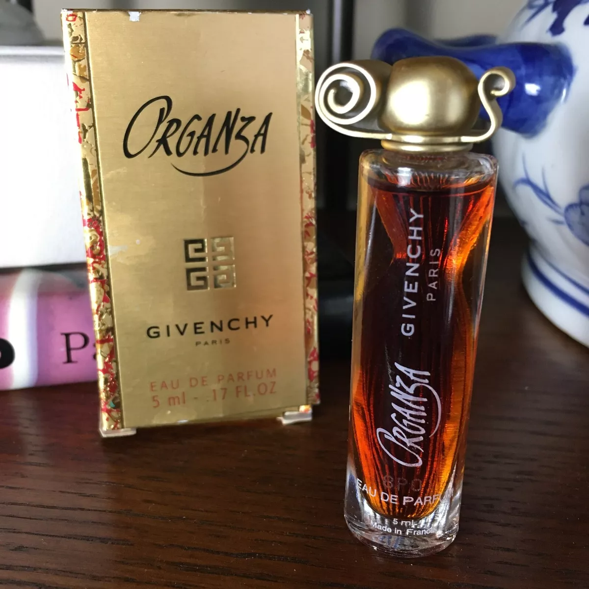 Givenchy female online perfume