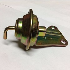 Choke Pull Off Vacuum Break Rochester 17050733 1975-1976 Oldsmobile 455 Choke Pull Off Vacuum Break Rochester 17050733 1975-1976 Oldsmobile 455