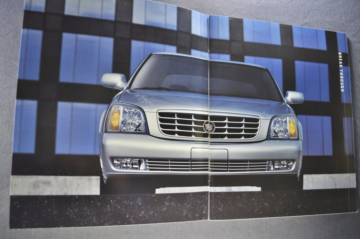 2003 Cadillac Deville 32pg Catalog Brochure DTS DHS Sedan