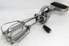 Vintage Ergo Hand-Crank Stainless Steeler Egg Beater.