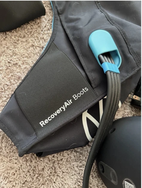 Sistema de arranque Therabody RecoveryAir PRO LARGE usado Foto 4 de 4