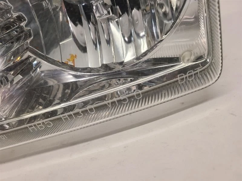 Farol esquerdo para motorista Ford Ranger LH 2001-2011 6L5Z13008BA - Imagem 3 de 4