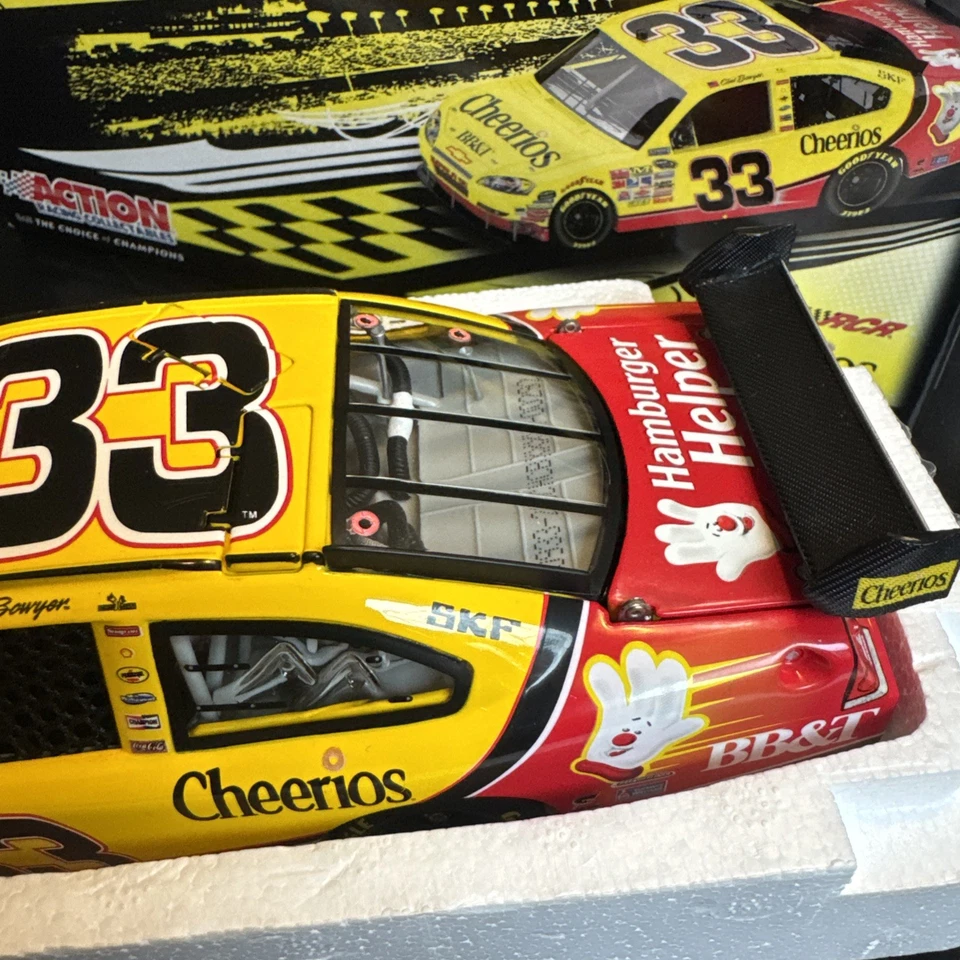 2009  Clint Bowyer #33 Cheerios Impala 1:24 Scale NASCAR Diecast - Image 2 of 4
