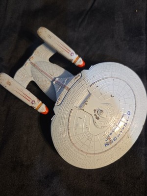 Vintage 1987 Star Trek USS Enterprise NCC-1701-D 6'' Die Cast Metal Space Ship