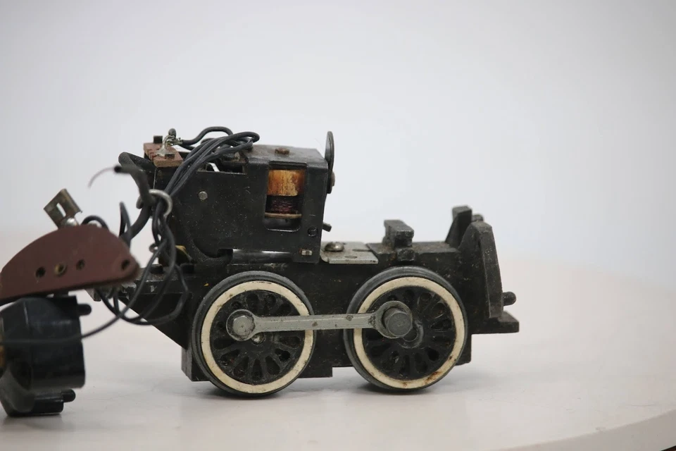 Vintage American Flyer S Gauge Motorized Chassis Parts Lot Non-Running Repair - Image 2 of 4