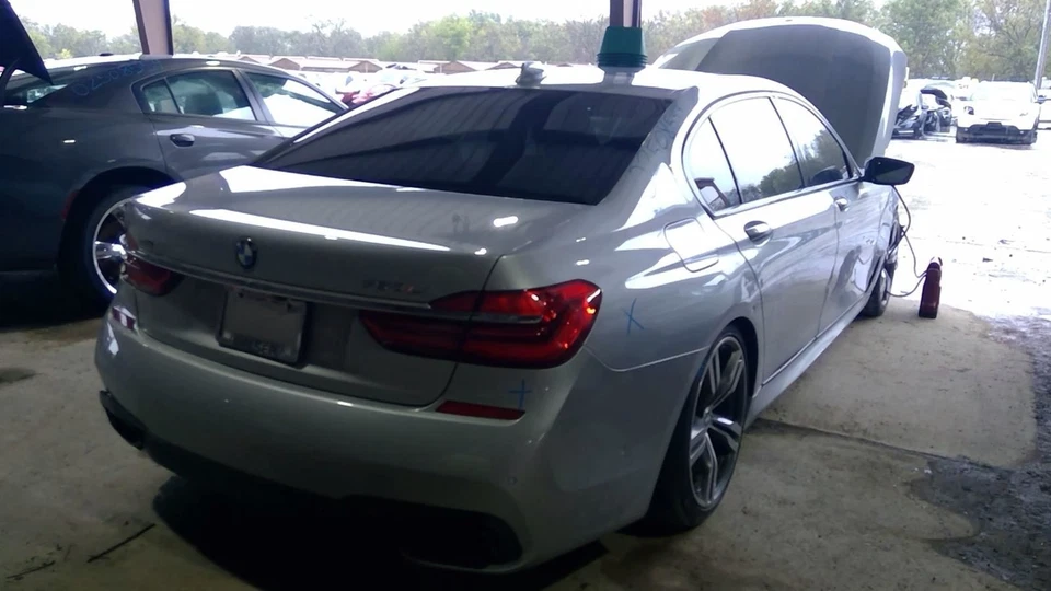 Eje delantero derecho pasajero se adapta a BMW 750i 5230660 16-19 Foto 4 de 4