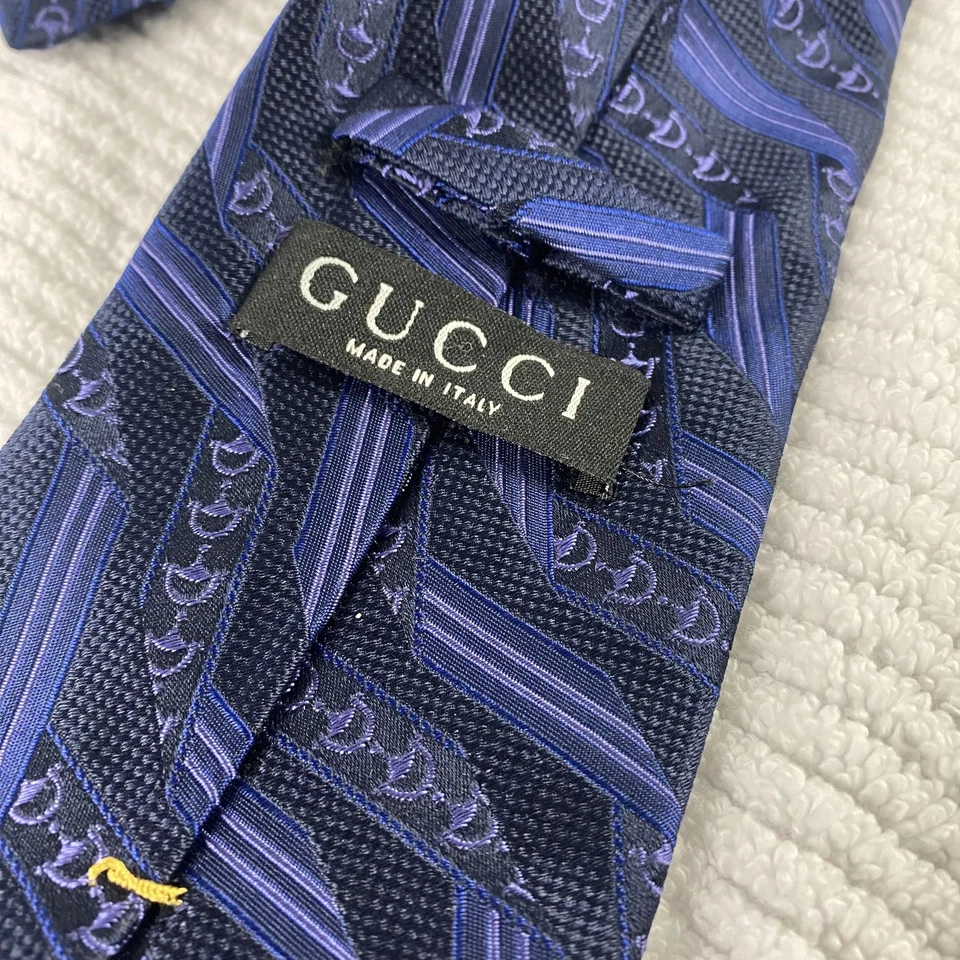 Corbata Gucci Para Hombre Talla Única Azul Púrpura 100% Seda Hecha en Italia Chevron Jacquard Foto 4 de 4