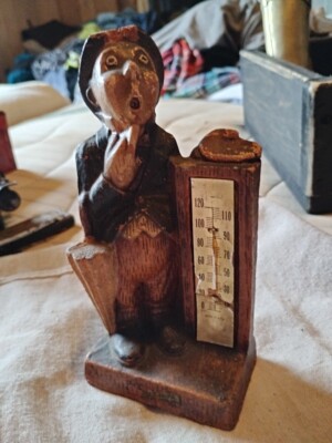 Vintage 1952 Multi-Prods Inc Man With Umbrella Wooden Thermometer Figure! 