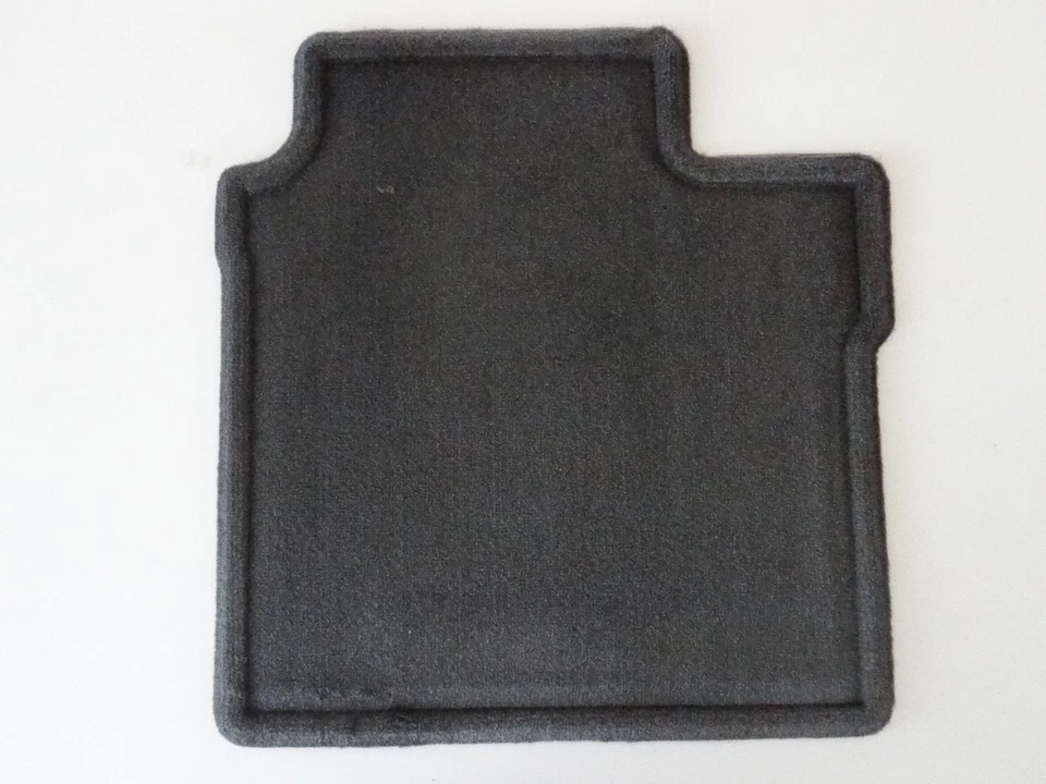 2014-2019 Nissan Versa Note Floor Mats Carpeted (4-Piece) Gray Genuine OEM - Image 4 of 4