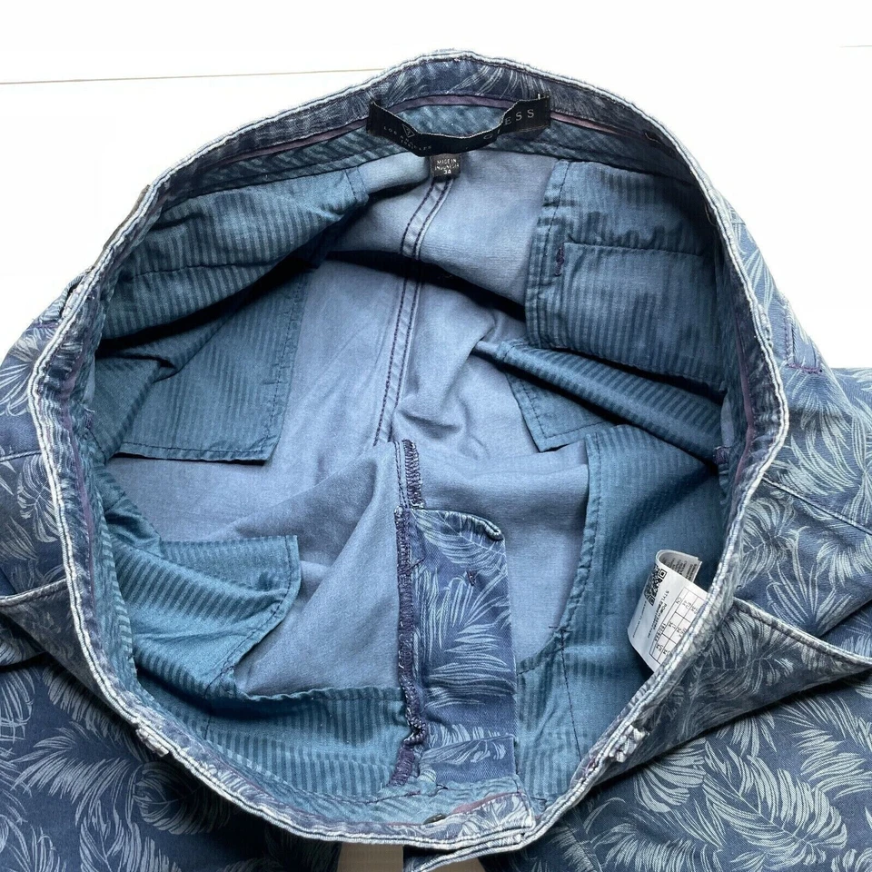 Pantalones Cortos Chinos Guess Patrón de Hojas de Lona Para Hombre Talla 34 Cintura Azul Estilo Informal Ajuste Foto 3 de 4