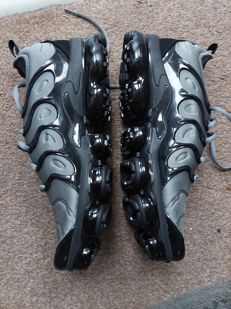 nike air max vapormax size 10