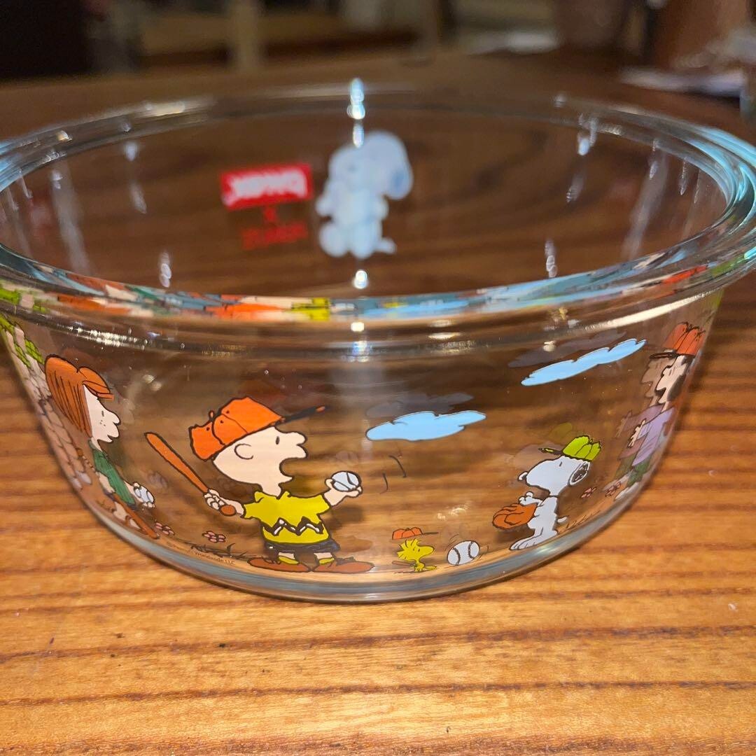 Pyrex Peanuts Snoopy Glass Storage Set 4pcs 380ml 630ml NEW
