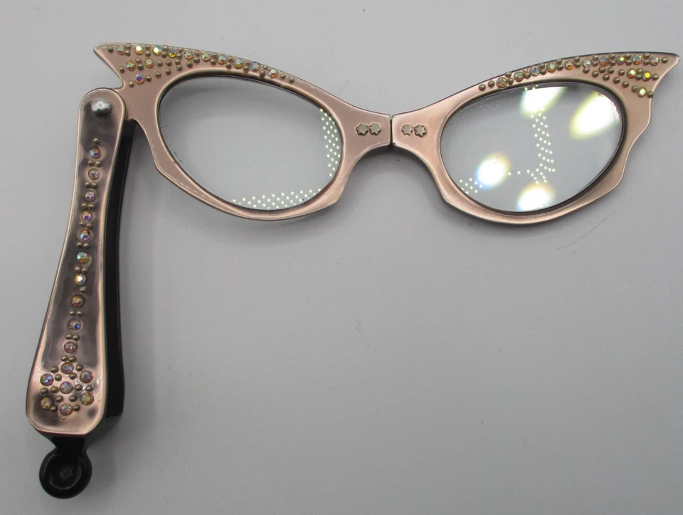 VINTAGE LORGNETTE CAT EYE LUCITE RHINESTONE FOLDING OPERA READING GLASSES - Image 2 of 4