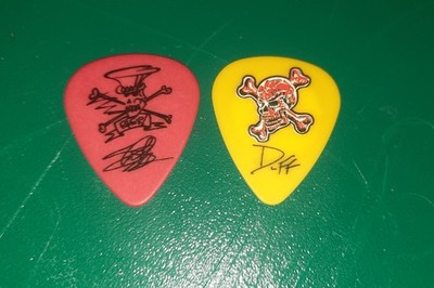 2x Guns N Roses Slash And Duff Mckagan Picks Tortex Custom Rare 2017