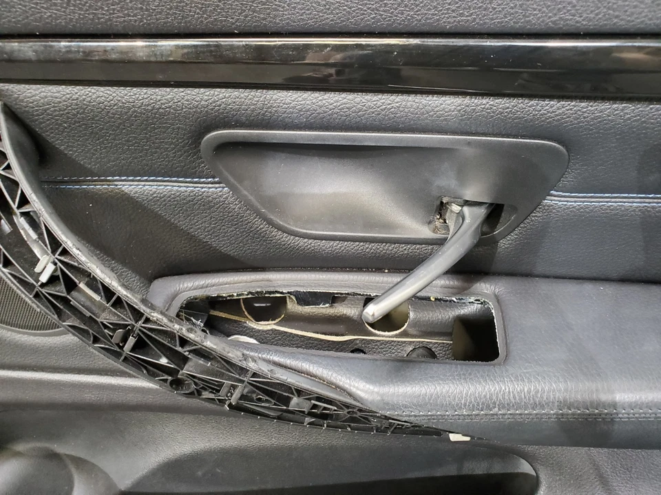 ✅ 原始设备制造商宝马 F33 435 前后门卡板黑色皮革带蓝色 Stich 套装 * — 第 4/4 张图片