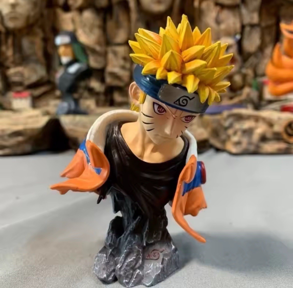 Naruto Uzumaki bust figure 15 cm manga shippuden anime statue