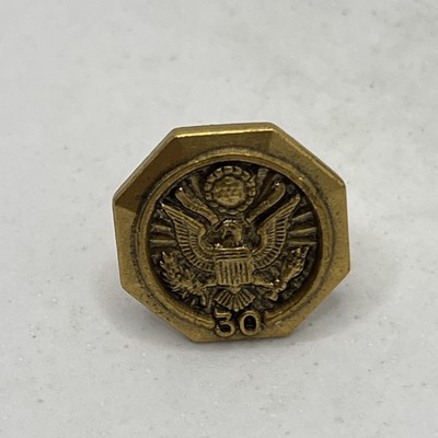 US 30 Years United States Federal Government Service Employee Lapel Hat Pin