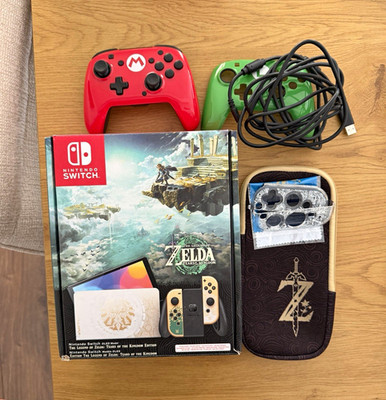 Nintendo Switch OLED 64 GB Handheld-System Zelda Tears of the Kingdom Edition