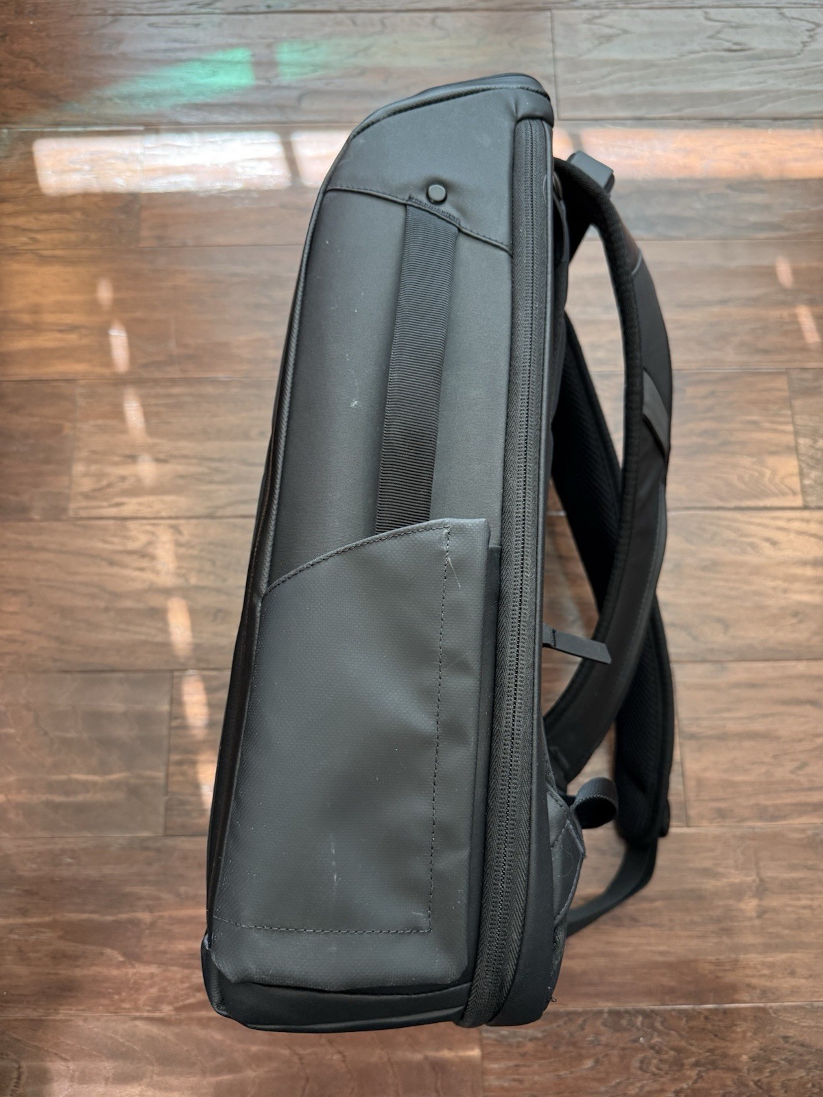 Nomatic Backpack, Great Condition - image 5