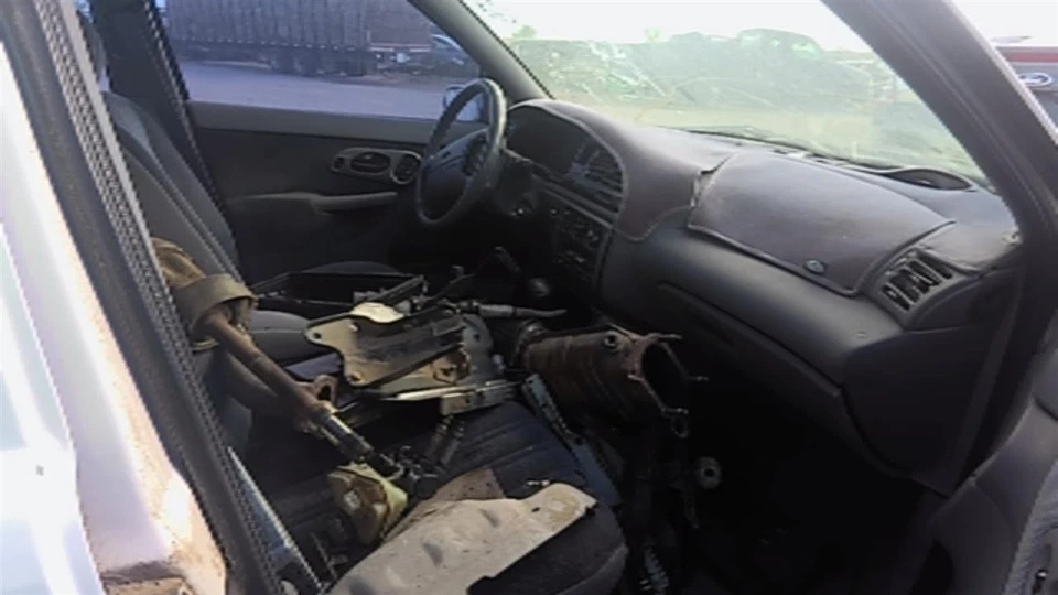 Conjunto de filtro de aire usado se adapta a: Ford Contour 2.0 1995 grado A Foto 4 de 4