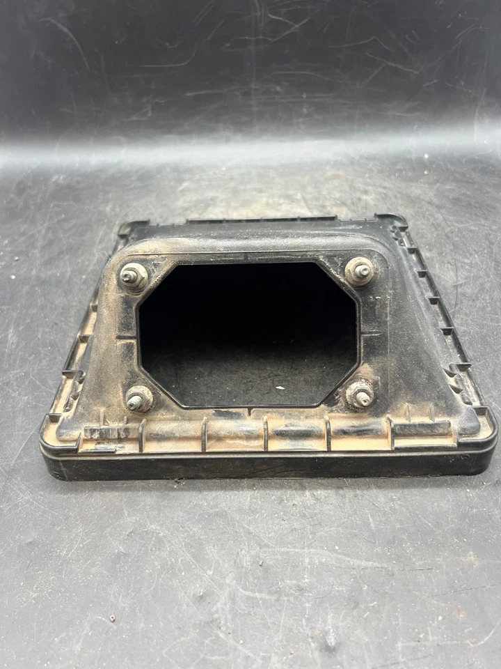 Cubierta limpiadora de admisión de aire caja de aire original Mitsubishi Mighty Max Dodge D50 Ram 1987-1996 Foto 2 de 4