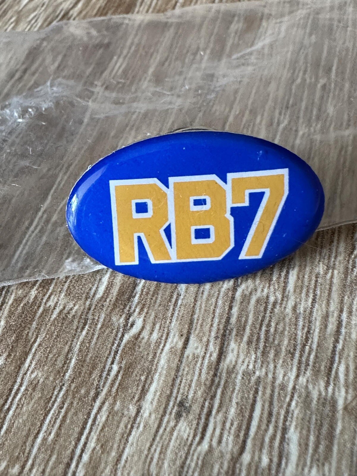 Rob Burrow Berry’s Pin Badge RB7 Leeds Rhinos eBay