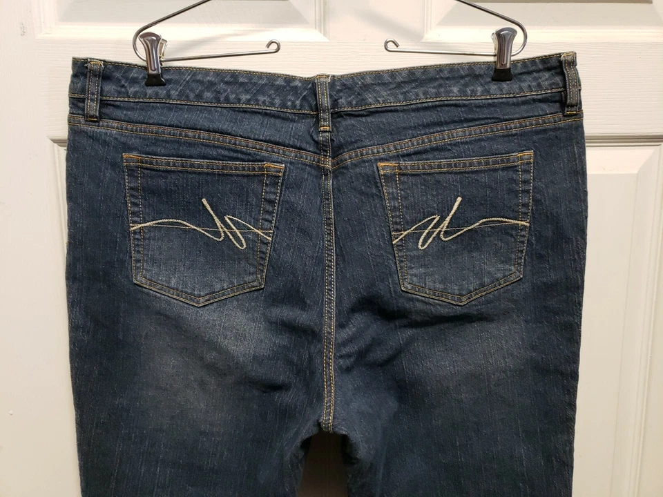 Daisy Fuentes Women Jeans Size 18W Blue Stretchy Plus Stright Fancy Pockets - Image 3 of 4