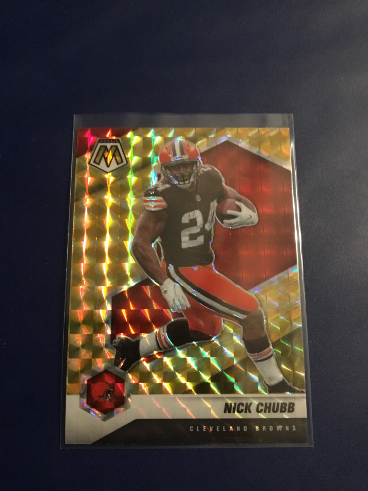 2021 Mosaic # 53 NICK CHUBB Cleveland Browns Red Gold Reactive Prizm MINT