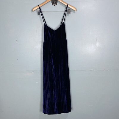 blue velvet slip dress Voyage Invest In The Original Blue Velvet Flower Embroidered Maxi Dress –  THE-ECHELON