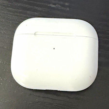 Apple AirPods 3 Bluetooth Wireless In-Ear Earbuds w/ Charging Case White