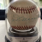 Joe DiMaggio Signed OML Baseball BAS Beckett Authenticated Yankees HOF Auto