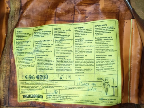 TRELLCHEM Trelleborg 1.b Gas-Tight Chemical Protective Suit-Size L / Boot 45 image 3