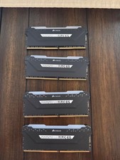 Corsair CMW16GX4M2C3200C16 3200 MHz RGB 16GB DDR4 SDRAM - Black