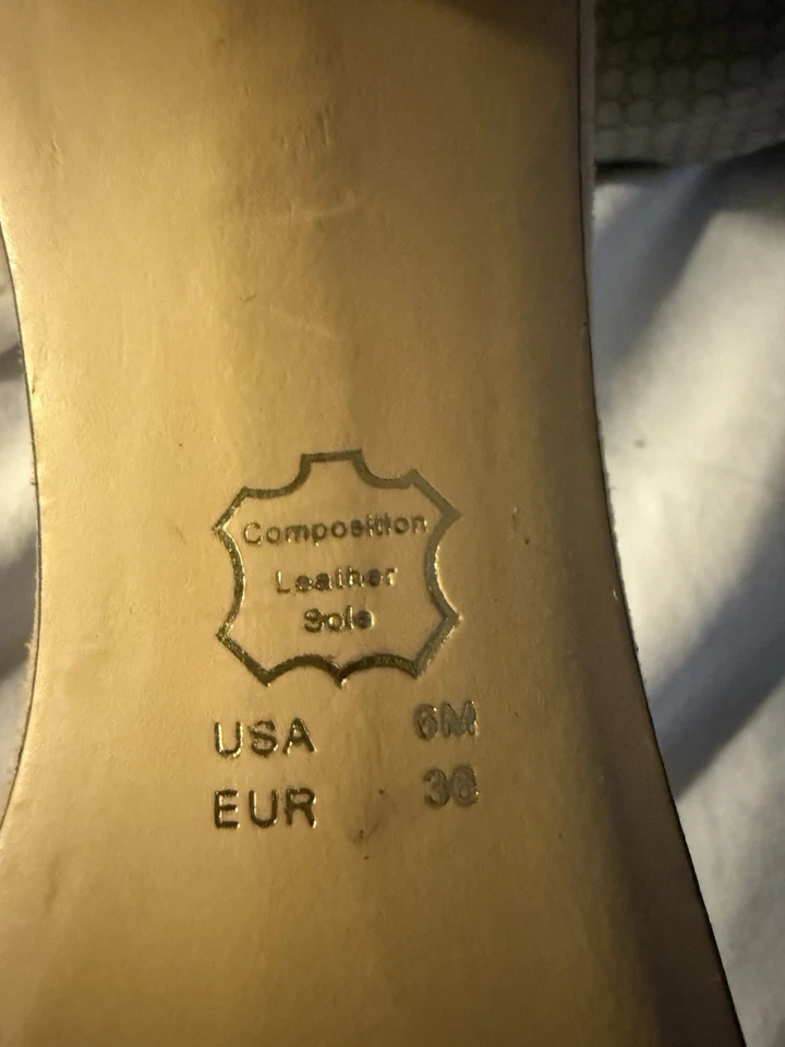 Sandalias beige plata estrás tacón grueso correa al tobillo talla 6 usadas una vez Foto 3 de 4