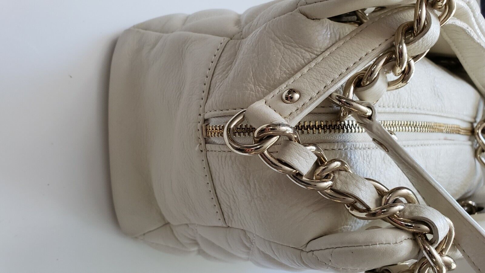 Kate Spade Vegan Leather Beige Quilted Chain Link… - image 7