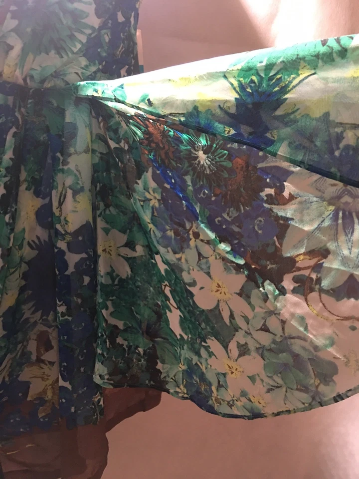 New XOXO Juniors Party Multicolored Floral Party Sweetheart Dress 9/10 - Image 4 of 4