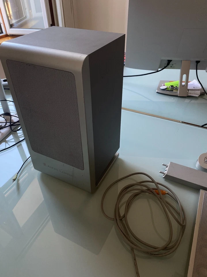 Impianto audio ALTEC LANSING FX 6021 - Immagine 3 di 4