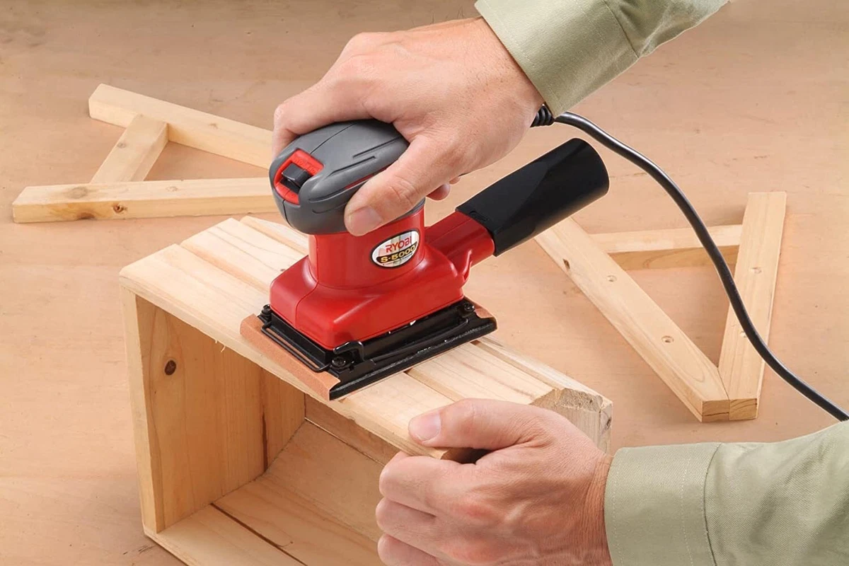 Ryobi 2024 wood sander