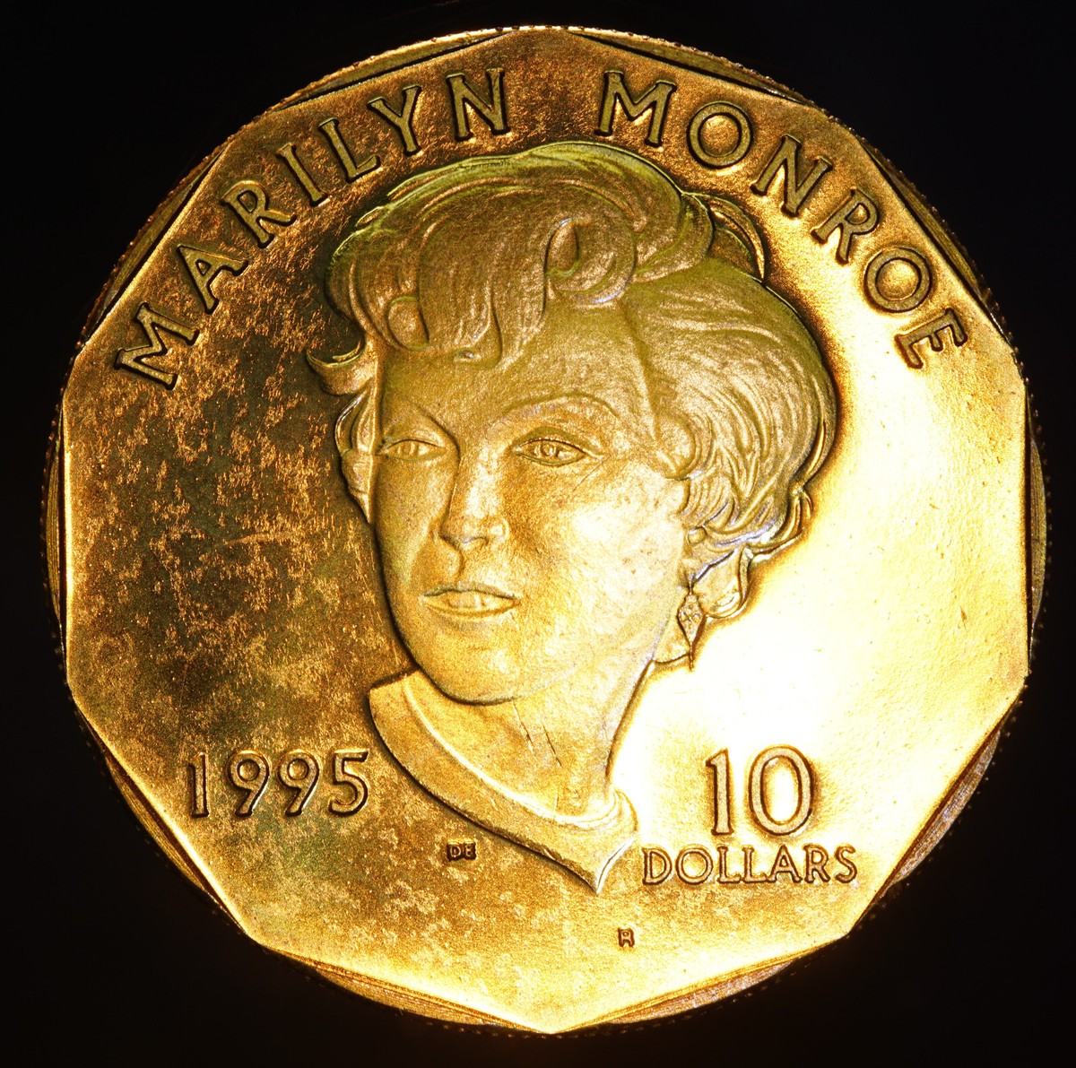 1995 Marilyn Monroe Norma Jean Marshall Islands $10 Brass coin