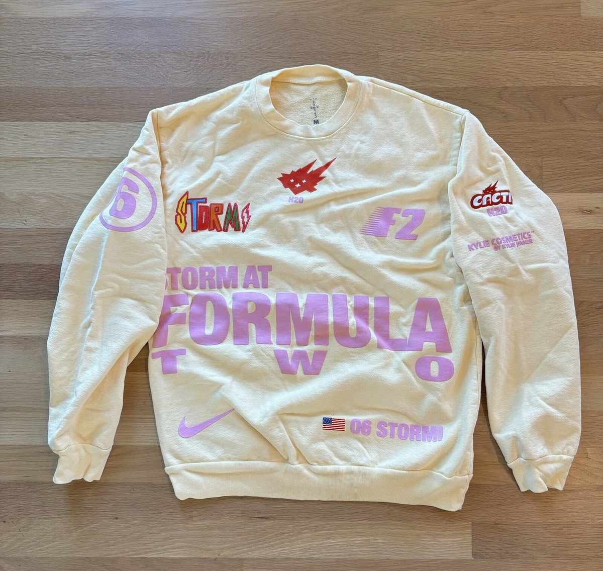 RARE Travis Scott Stormi World Formula Two F2 Crewneck Size Medium
