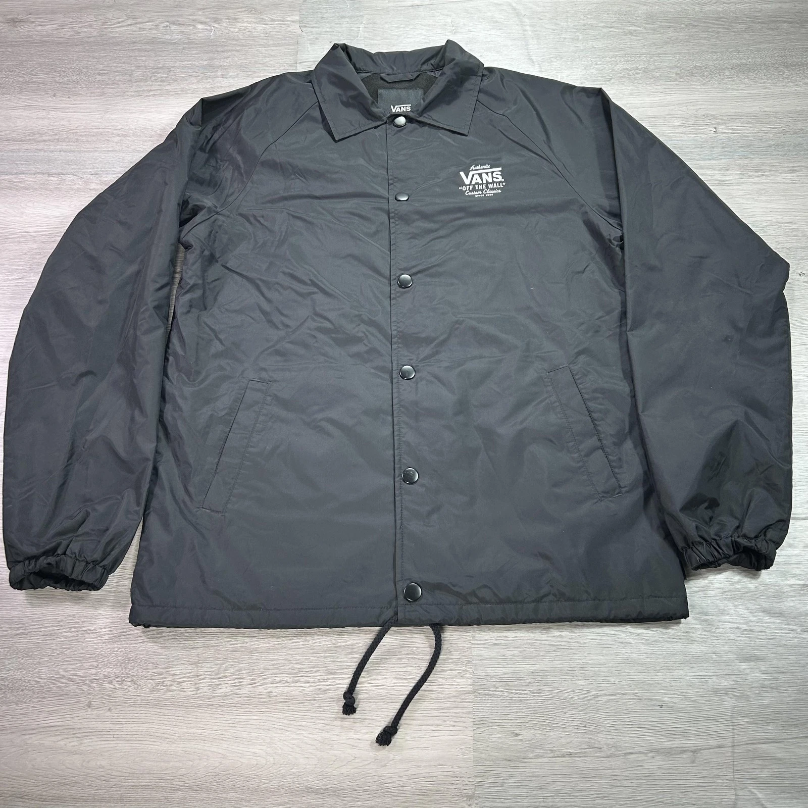 Vans Jacket Mens Small Black Fleece Lined Nylon Coach Skateboarding Windbreaker